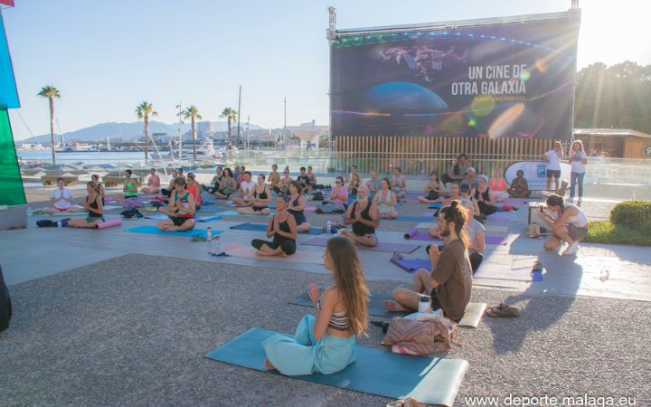 #yoga #deporteenferia @mcbelgrano @deportemalaga-11