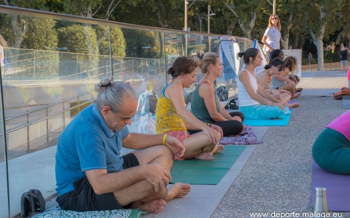 #yoga #deporteenferia @mcbelgrano @deportemalaga-15