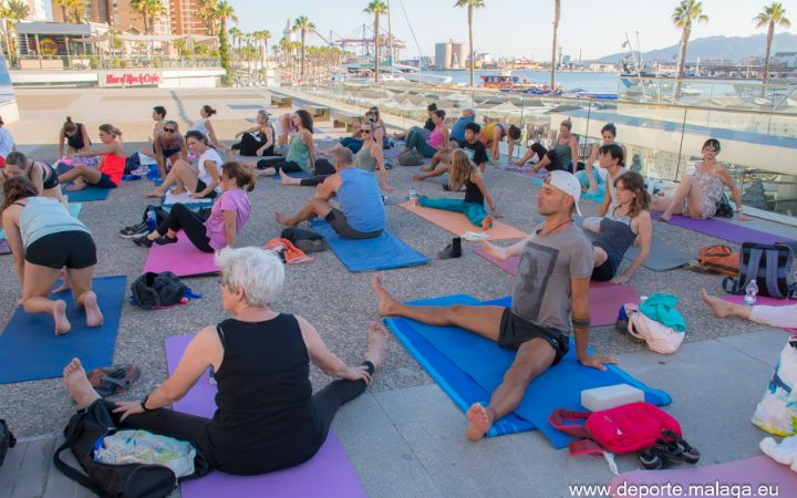 #yoga #deporteenferia @mcbelgrano @deportemalaga-19