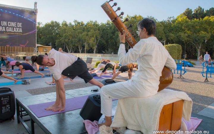 #yoga #deporteenferia @mcbelgrano @deportemalaga-34