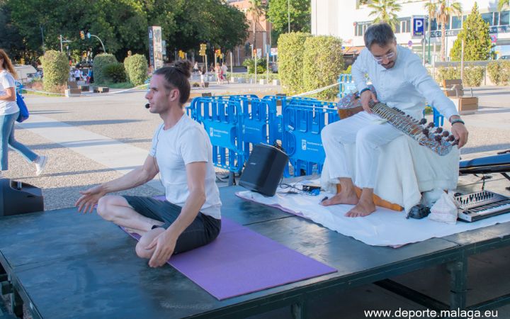 #yoga #deporteenferia @mcbelgrano @deportemalaga-6