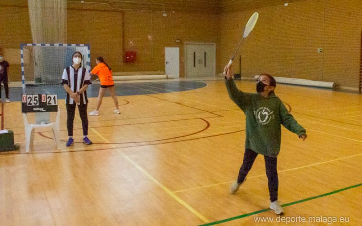 Pablo_Bádminton_JJDDMM@deporte.malaga.eu  (71)